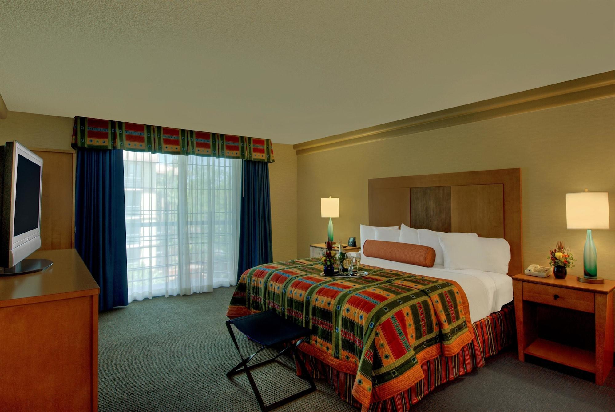 Embassy Suites By Hilton Phoenix Biltmore Exteriör bild