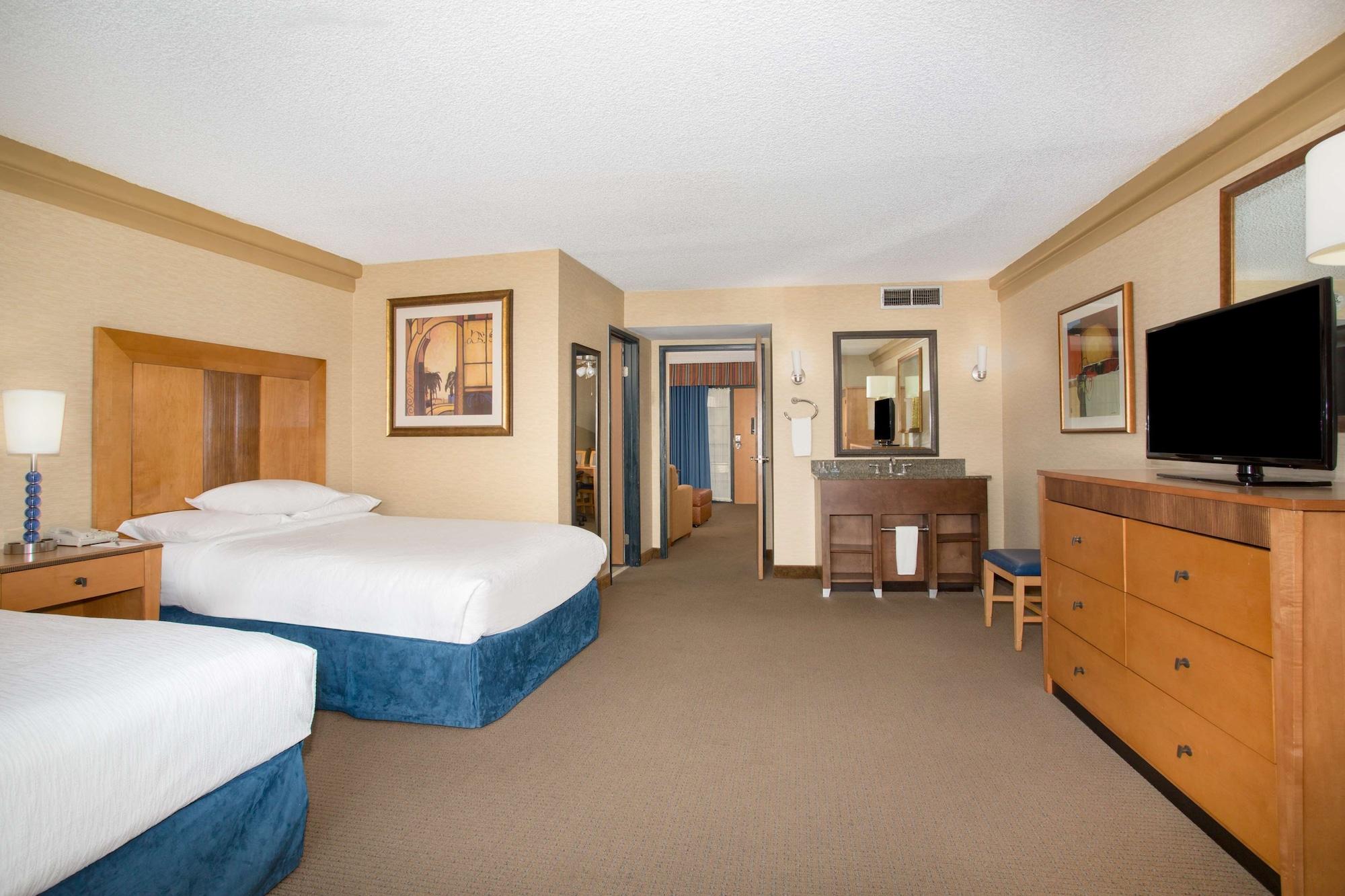 Embassy Suites By Hilton Phoenix Biltmore Exteriör bild