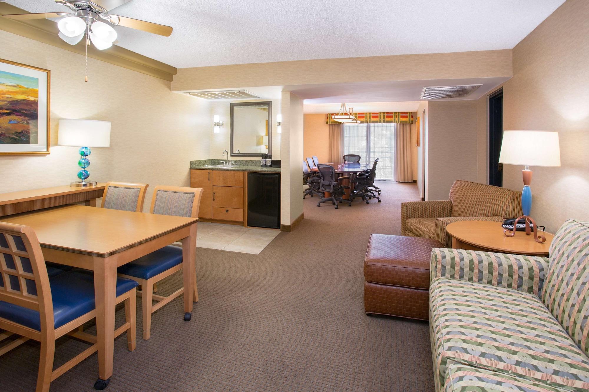 Embassy Suites By Hilton Phoenix Biltmore Exteriör bild
