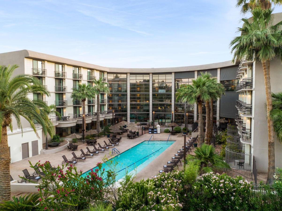 Embassy Suites By Hilton Phoenix Biltmore Exteriör bild