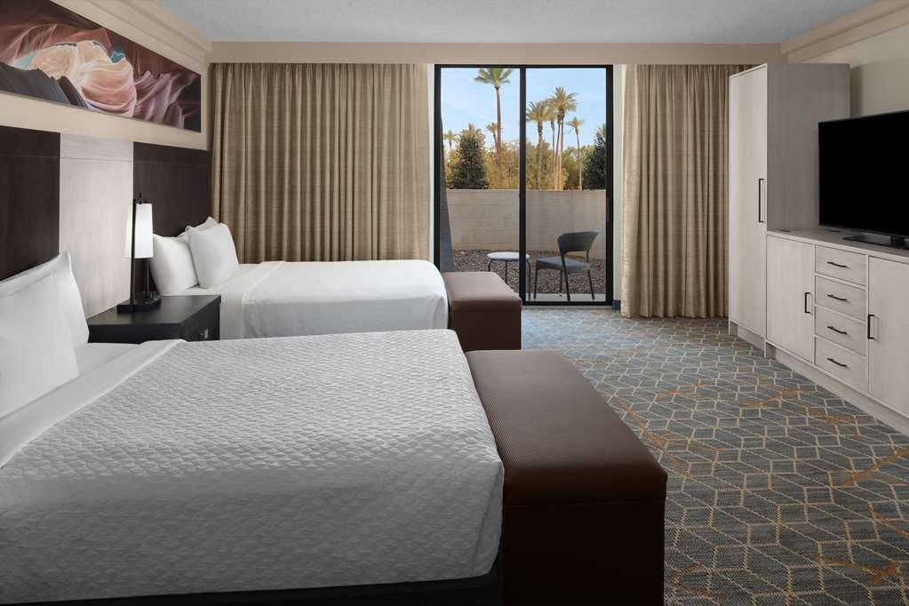 Embassy Suites By Hilton Phoenix Biltmore Rum bild