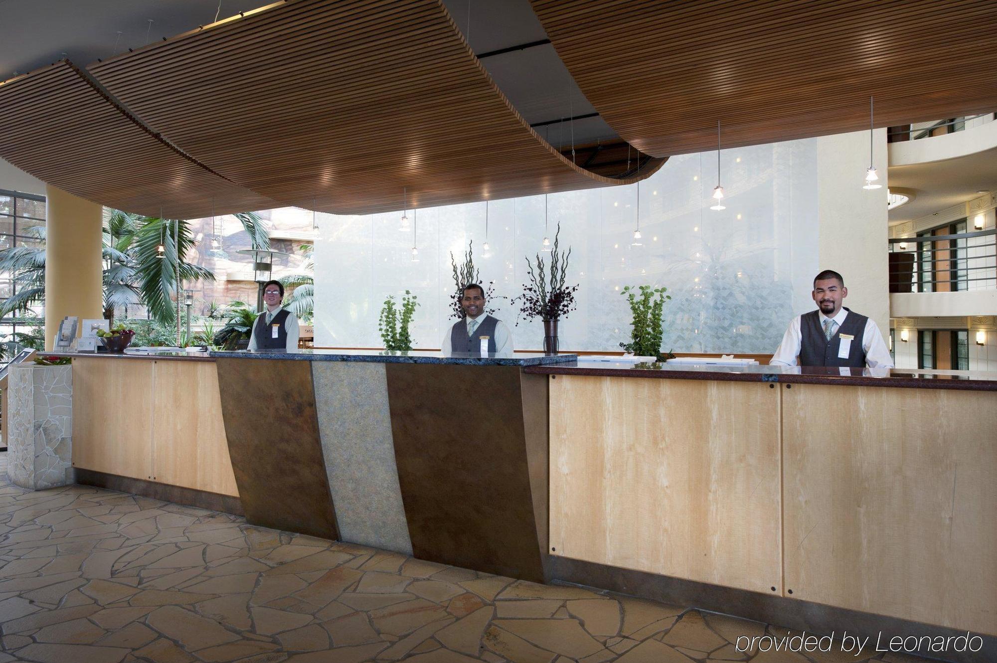 Embassy Suites By Hilton Phoenix Biltmore Exteriör bild
