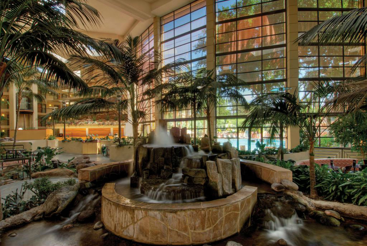 Embassy Suites By Hilton Phoenix Biltmore Exteriör bild